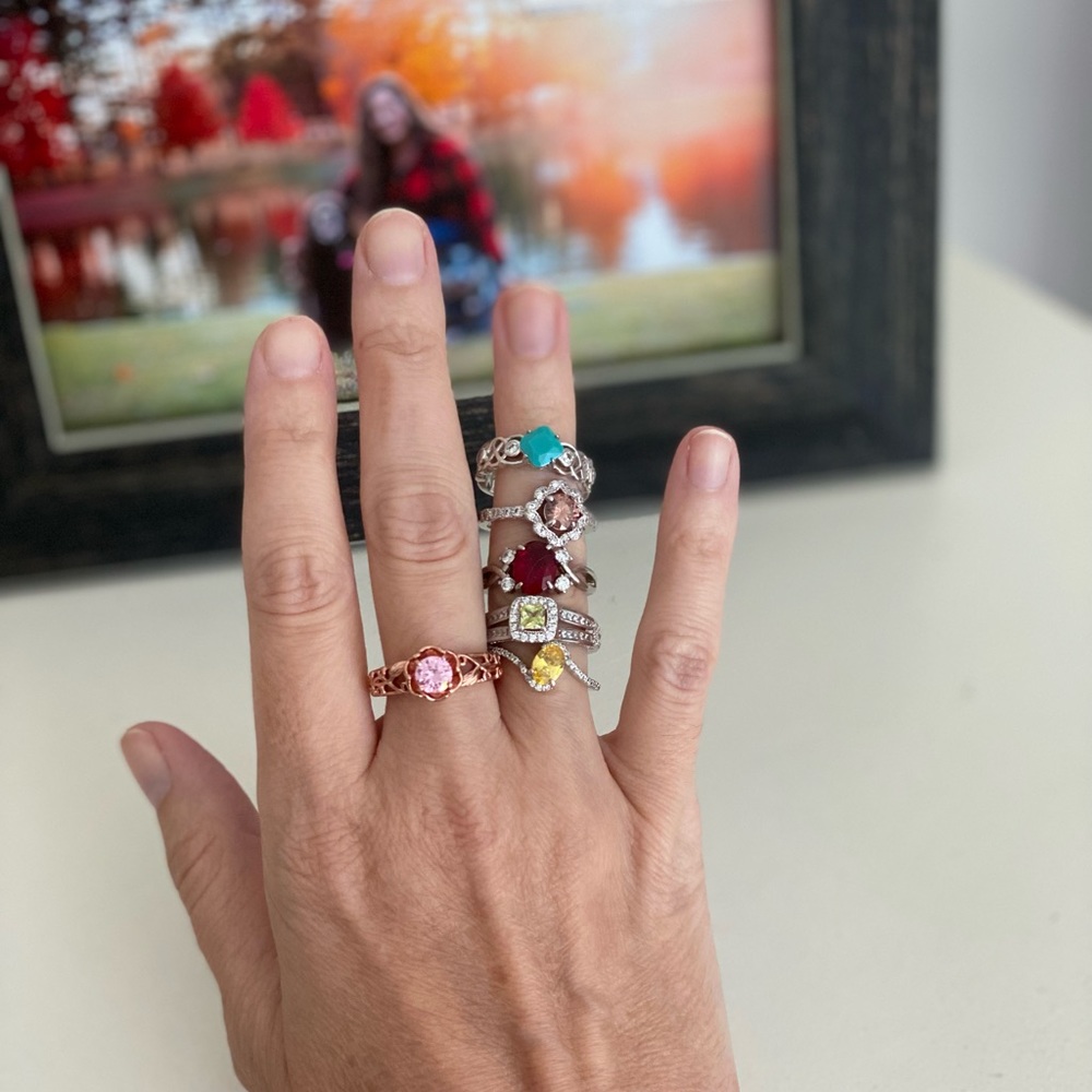 Fizzy Ringbomb Ring Collection - Picture 1 of 4